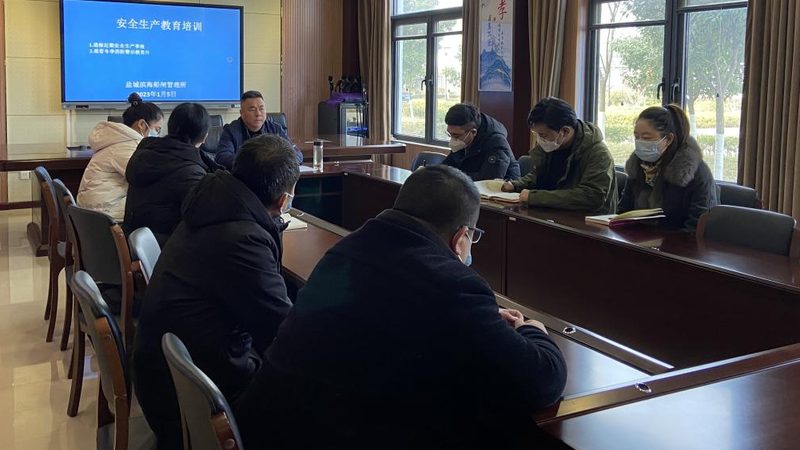 一个成熟的教学体系是保证教学质量的基础。家长在挑选机构时，应关注以下几点：
